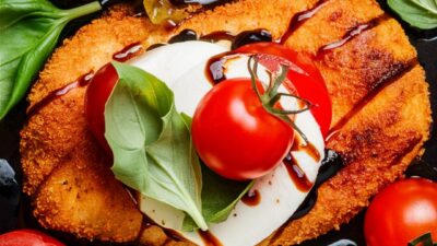 Crispy Chicken Caprese Recipe – Delicious & Easy